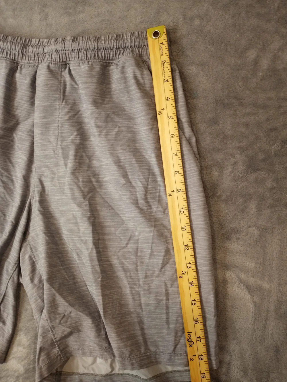 Lululemon Men's Gray Performance Shorts - Lightweight Athletic Shorts Size Large